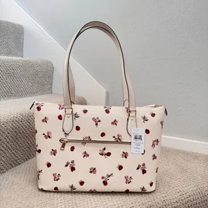 coach Gallery Tote Bag With Ladybug Floral Print cu271 thumbnail 3