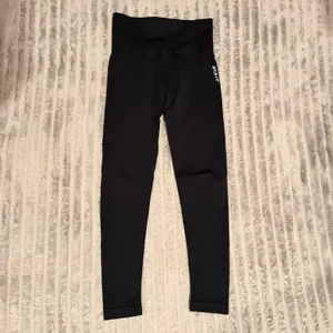 ECHT Women Black High Rise Seamless Athletic Gym Leggings thumbnail 2