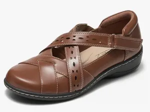 CLARKS NWOT Ashland Spin Q Mary Jane Flats Tan 7.5 thumbnail 1