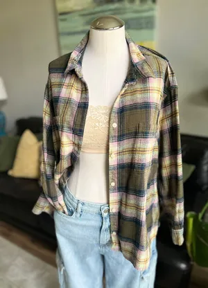 Old Navy Boyfriend Flannel thumbnail 1