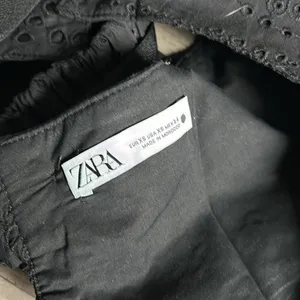 Zara eyelet crop top thumbnail 4