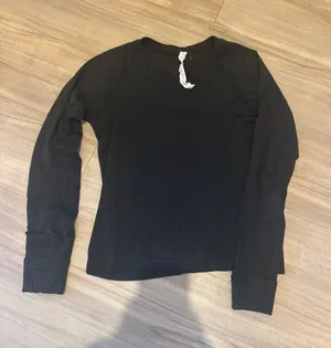 Lululemon Swiftly Tech Long Sleeve Shirt thumbnail 1