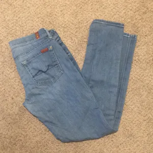 7 For All Mankind Light Wash Roxanne Skinny Jeans Designer Denim Minimalist thumbnail 2
