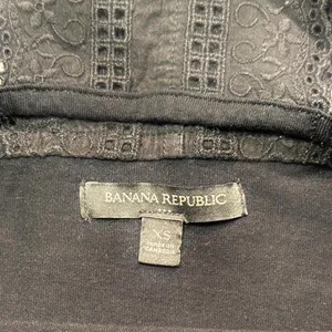 Banana Republic Tank Top with lace Racerback Detailing (Size XS) thumbnail 5