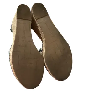 Marc Fisher Studded Floral Sakti Wedge Espadrille Ankle Strap Round Toe Shoes 10 thumbnail 5