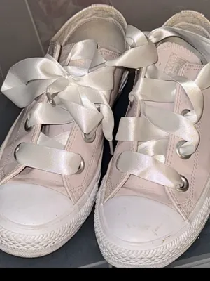Converse Light Pink pastel Low-Top Sneakers with Satin Ribbon Laces thumbnail 1