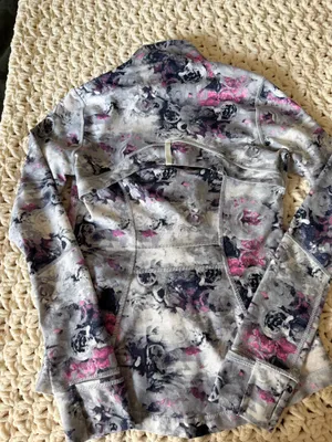 Vintage Lululemon Jacket thumbnail 2