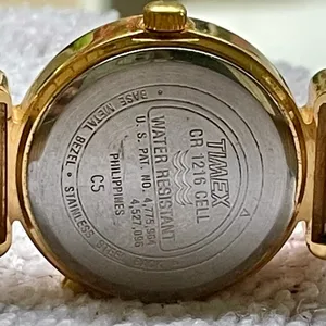 Vintage Timex Indiglo gold watch thumbnail 3