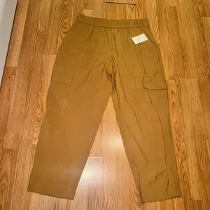 Pull on cargo pants thumbnail 3