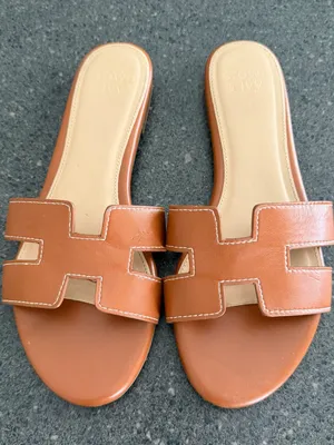 Crown & Ivy Tan  Cutout Slide Mules size 7 thumbnail 1