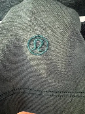 Lululemon Crop Shirt thumbnail 3