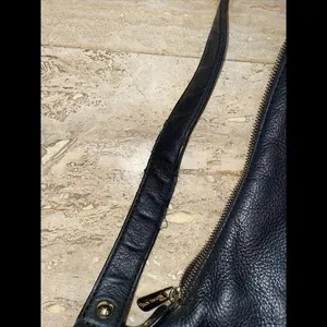 Michael Kors Black Leather Shoulder Bag Purse Gold Hardware 15”x11”‎ thumbnail 7
