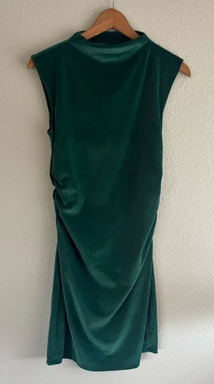 A New Day Sleeveless Dark Green Velvet Dress thumbnail 1