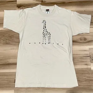 Vintage Cream Single Stitch Giraffe Shirt Women’s Medium thumbnail 1