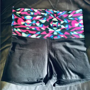 Victoria's Secret PINK yoga brand shorts thumbnail 5