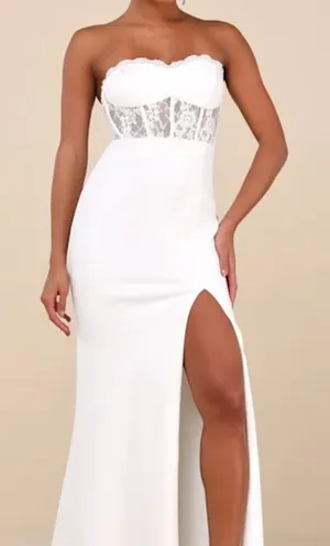 NWT Lulu's Strapless Slit Wedding Gown thumbnail 1