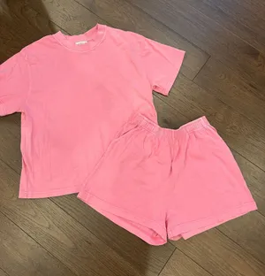 Stile Women’s Pink Short Sleeve & Short Matching Set - Small - C72-091 thumbnail 1