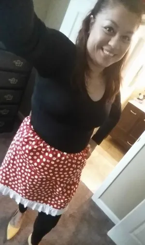 Minnie Mouse Costume (Skirt ) thumbnail 2