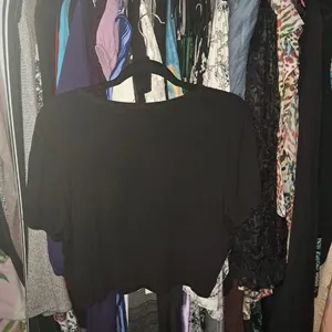 SHEIN Black Queen of Hearts Tee thumbnail 3