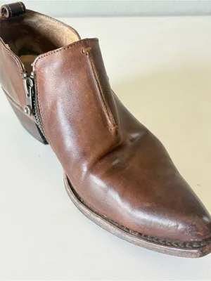 Frye Poined Toe Ankle Boots Brown Leather Western Block Heels Women’s Size 8 B thumbnail 8