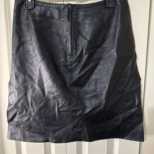 Bebe Women's Black Leather Skirt Size 8. Slits On Each Side. 90's Style Y2K thumbnail 1