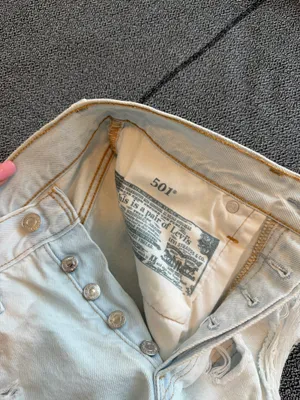 Levi’s 501 Denim High-Rise Shorts thumbnail 3