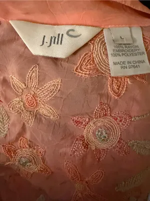 Y2K J Jill Coral Floral Embroidered Coral Button-Front Blouse thumbnail 4