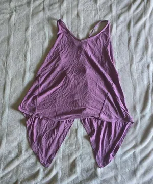 Lululemon Tank thumbnail 1