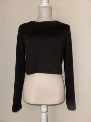 SHEIN 2 Women's Casual Simple Round Neck Long Sleeve Cropped Fitted T-Shirts thumbnail 3