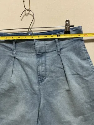Gloria Vanderbilt Light Blue Denim Pleated Women's Shorts thumbnail 3