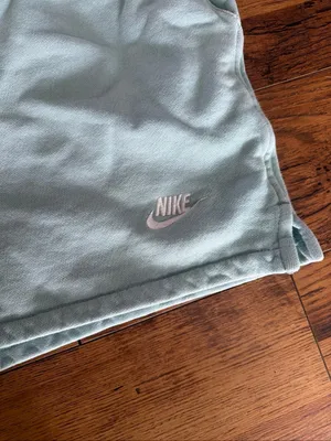 Nike Women’s Club Fleece French Terry Flow Shorts thumbnail 2