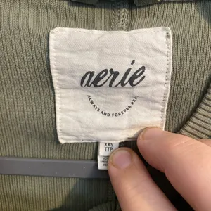 Aerie Getaway Oversized‎ Waffle Crewneck Sweatshirt Notched Hem Size XXS thumbnail 3