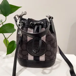 NWT Coach C8322 Mini Dempsey Bucket Bag In Signature Jacquard thumbnail 3