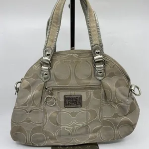 COACH M Size Tan Signatur Jacquard Fabric Handbag thumbnail 14