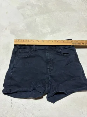 American Eagle High-Rise shortie Denim Shorts 0 thumbnail 2