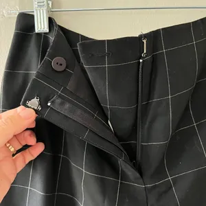 LOFT Sz 6P Black Plaid Slim Skinny Dress Pants Academia thumbnail 4