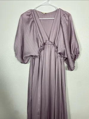 Vanilla Bay maternity long lilac V-neck pleated dress, size S thumbnail 5