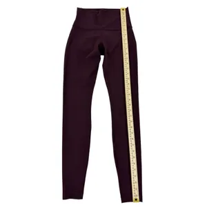 Lululemon Deep Plum High Rise Leggings Size 4 Excellent Condition thumbnail 6