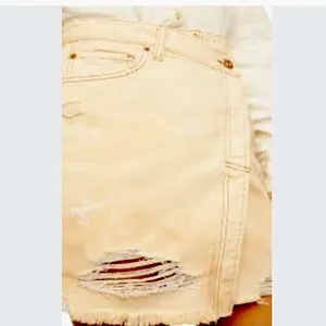 Free people Parker distressed wrap skirt SIZE 27 color butter cream NWT thumbnail 2