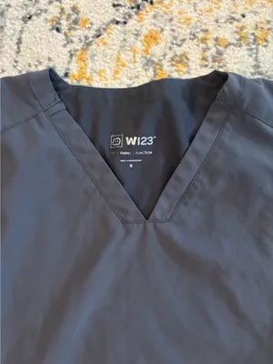 WonderWink Scrub Top Grey thumbnail 2