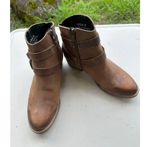 Sterling River Style SRC100 Rustic Genuine Leather Ankle Cowboy Boot Booties 8M Brown Size 8 thumbnail 1