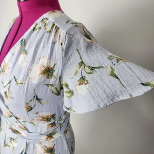 Prómesa Floral Wrap Dress Light Blue Cotton Spandex Size M thumbnail 6