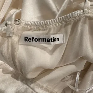 Reformation Sauvignon Silk Dress in Ivory Size 10 thumbnail 10