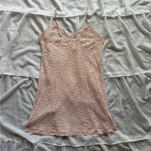 Victoria’s Secret Lace Chemise with Satin Bows thumbnail 7