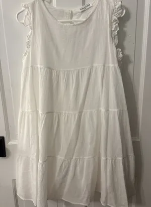 solution white dress thumbnail 1