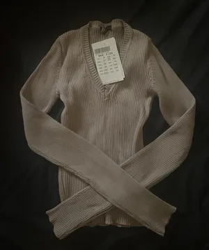 Brandy Melville Sweater thumbnail 1