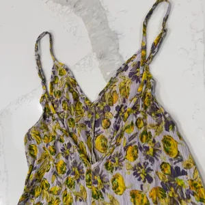 Free People One Floral V-Neck Romper Womens Small Purple/Yellow Pockets Bohemian thumbnail 8