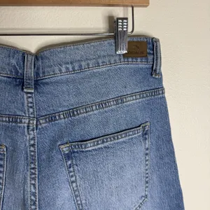 Jordache‎ Jeans Womens 6 Blue Baggy Mid-Rise Wide Leg Cropped Denim flare pants thumbnail 9