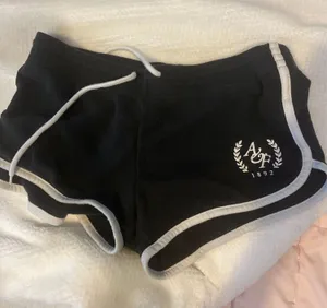 Abercrombie and fitch shorts thumbnail 1
