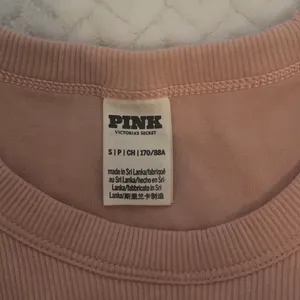 Pink tank top thumbnail 3